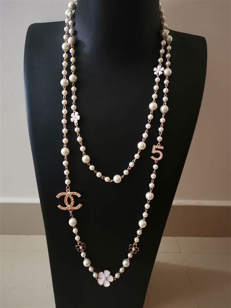 collana perle lunga chanel